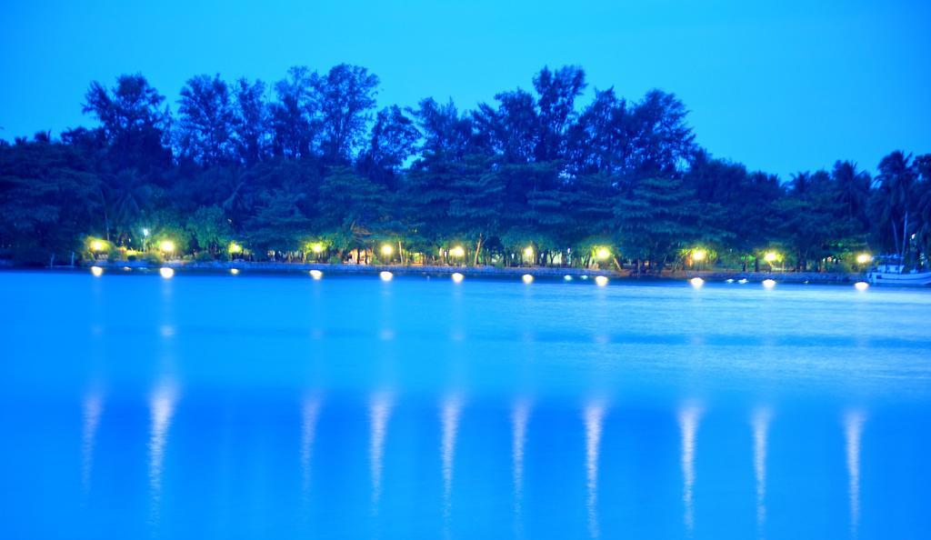 Riviera Resort Batticaloa Exterior foto