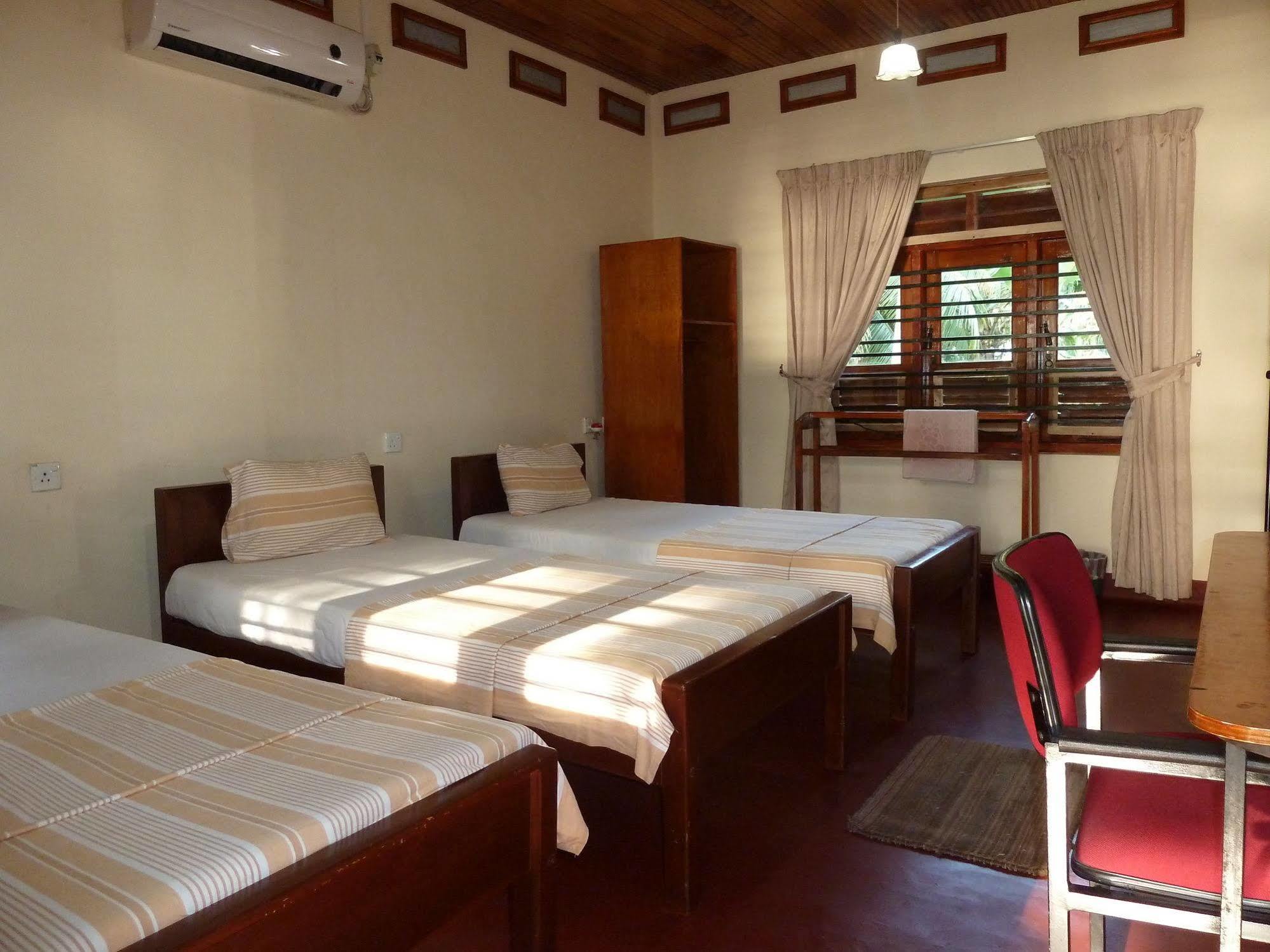 Riviera Resort Batticaloa Exterior foto