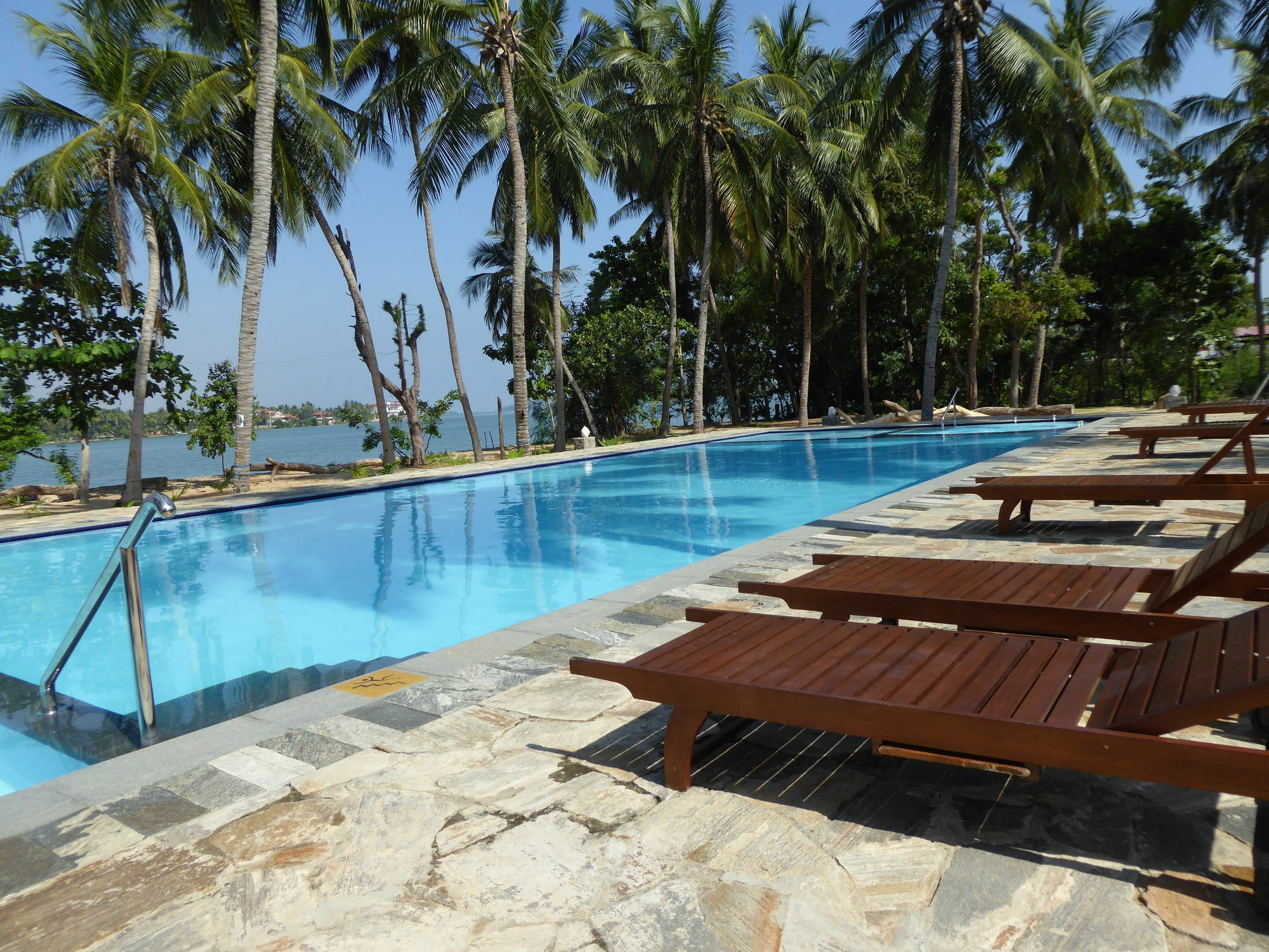 Riviera Resort Batticaloa Exterior foto